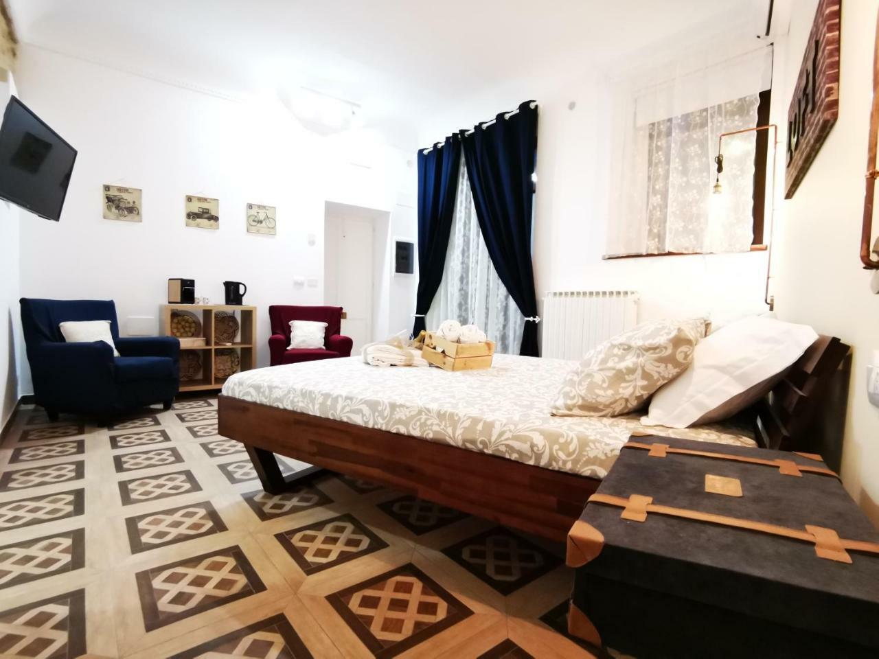 Suite Inn Centro Dimora Storica Enna Buitenkant foto